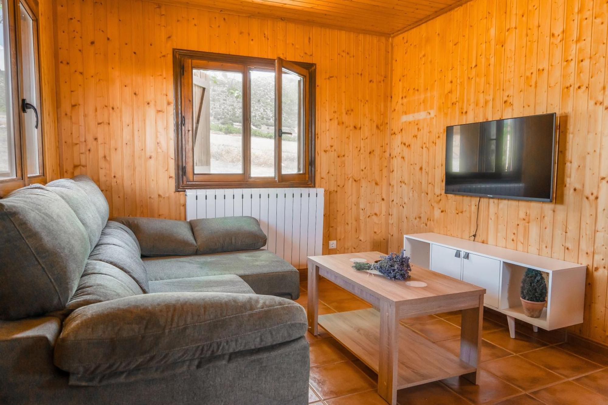 Aldea Los Odres - Cabanas De Madera De 1ª Con Piscina Privada Y Bbq En La Puerta Мораталья Номер фото